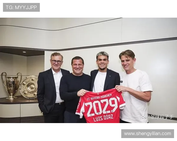 迪亚斯：俱乐部表现与国家队差异解析